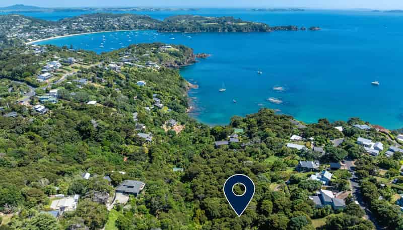 23 Te Aroha Ave, Oneroa