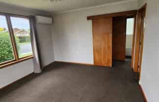 1/11 Longfellow Street, Sydenham