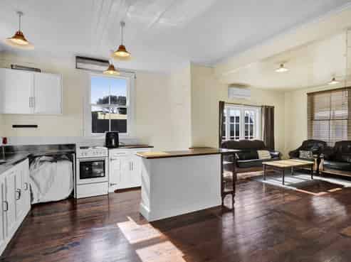 73 Ngatai Street, Manaia