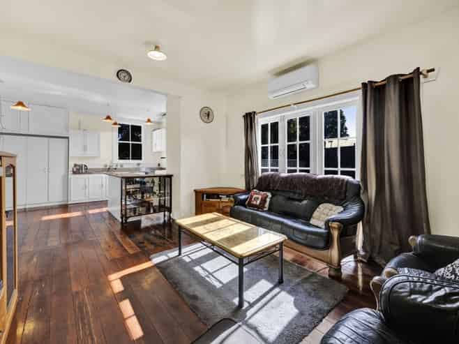 73 Ngatai Street, Manaia