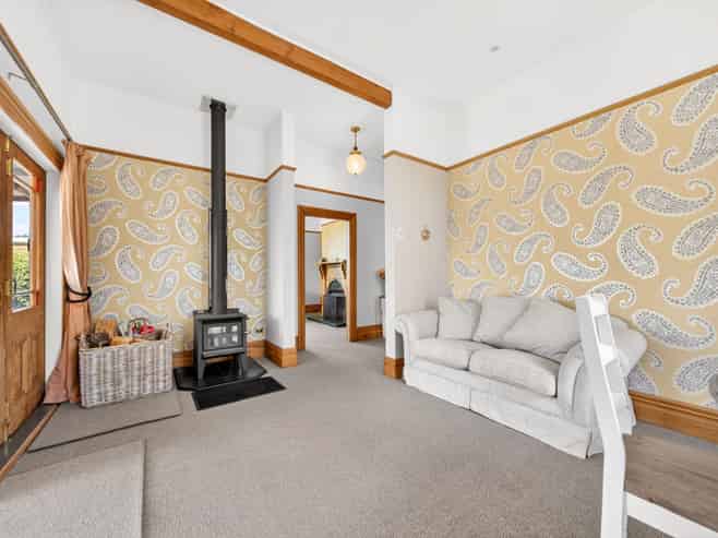 25 Oxford Street, Martinborough