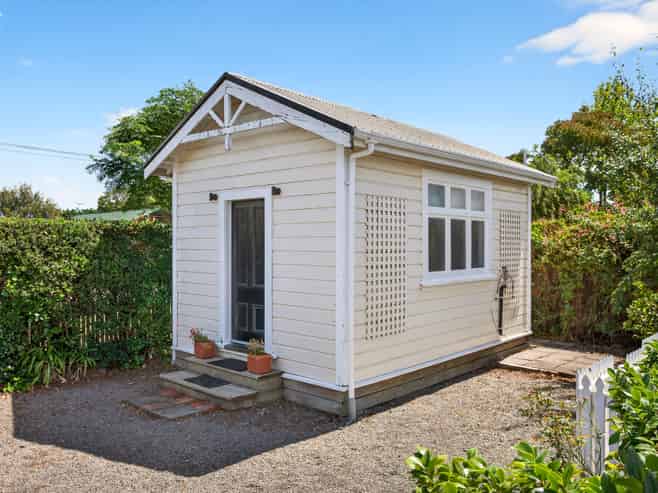 25 Oxford Street, Martinborough