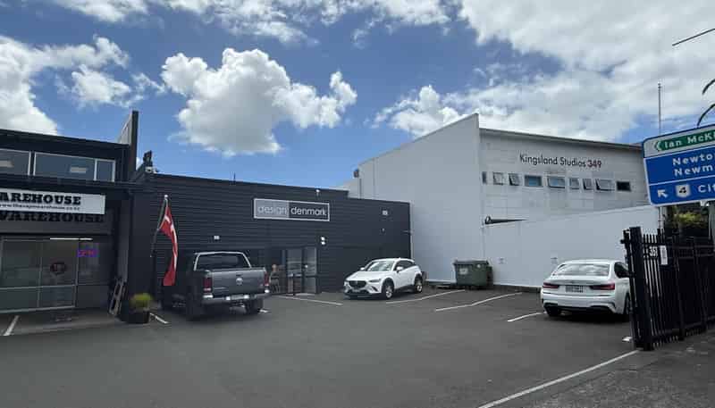  351 New North Road, Kingsland