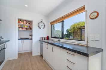 150 Harbour Drive, Matarangi