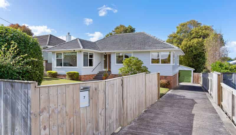 7 Tauhara Street, Green Bay