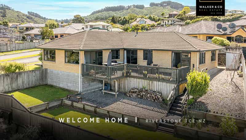 16 Kirton Drive, Riverstone Terraces