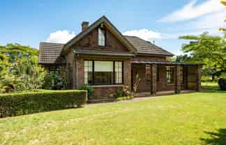 165 Lansdowne Road, Richmond