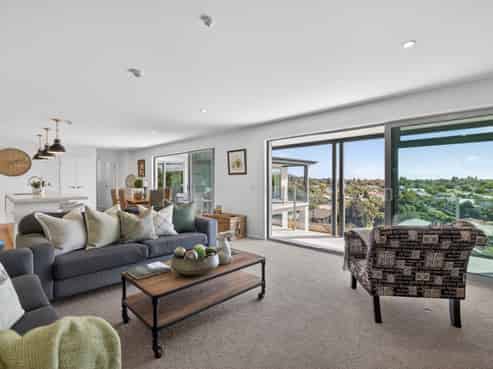 124A Centaurus Road, Huntsbury