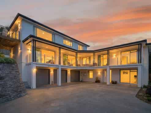 124A Centaurus Road, Huntsbury