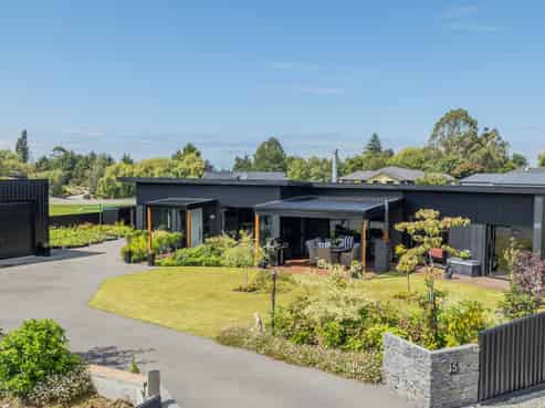 45 Meadowstone Street, Gleniti