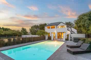 3 Lewisham Park, Saint Albans