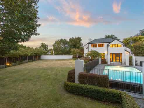 3 Lewisham Park, Saint Albans