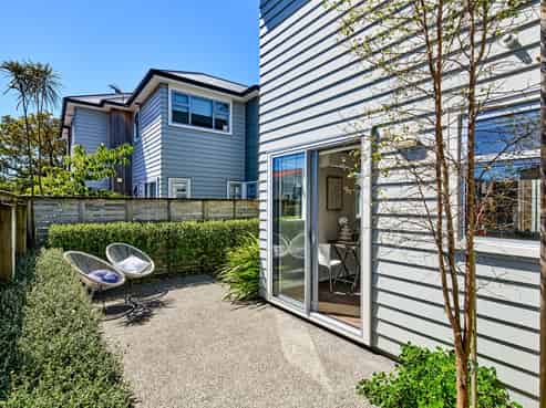 3 Rose Way, Hutt Central