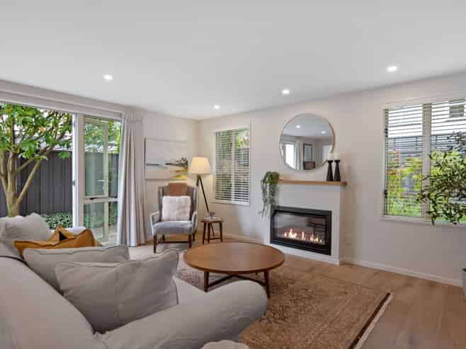 8 Clissold Street, Merivale