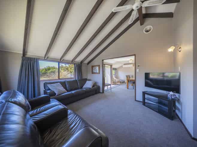 25 Howden Street, Te Anau