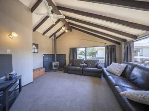 25 Howden Street, Te Anau