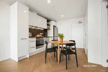 402/82 Jellicoe Road, Panmure