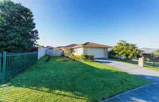 34 Robin Brooke Drive, Flat Bush
