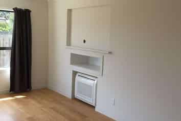 50 Greenhaven Drive, Burwood