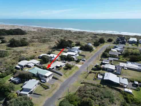 14 Mack Street, Foxton Beach