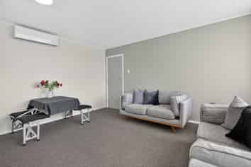 270a Wellington Road, Wainuiomata