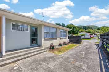 270a Wellington Road, Wainuiomata