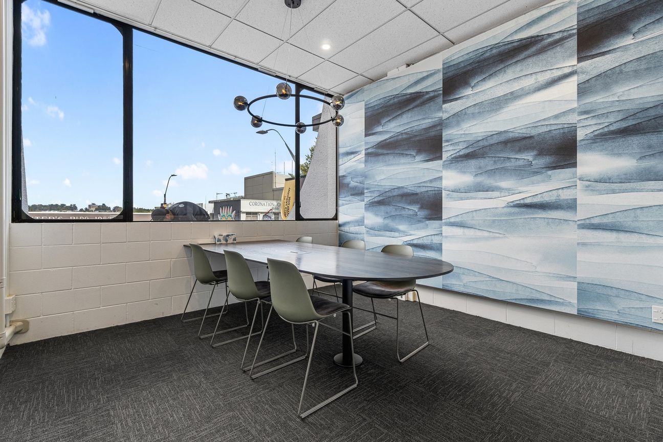 Design-Led & Functional Office in Hamilton East - Vista 3