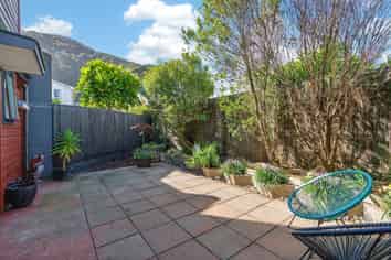 3B Pukatea Street, Eastbourne
