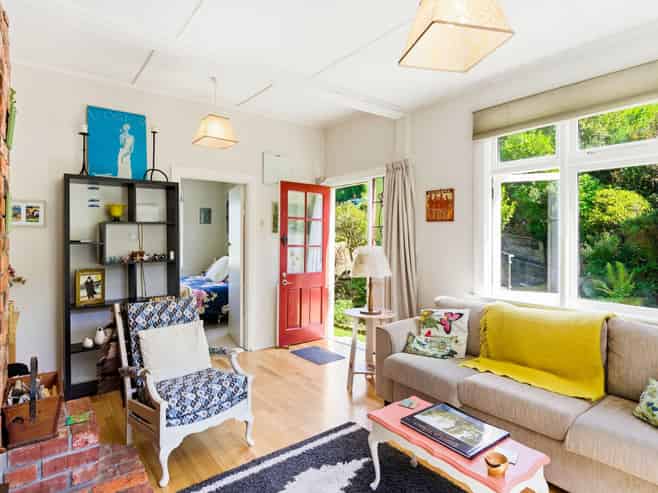 89  Glen Road, THE GLEN