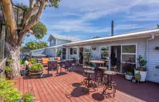 51 Toru Road, Paraparaumu Beach