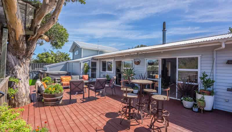 51 Toru Road, Paraparaumu Beach