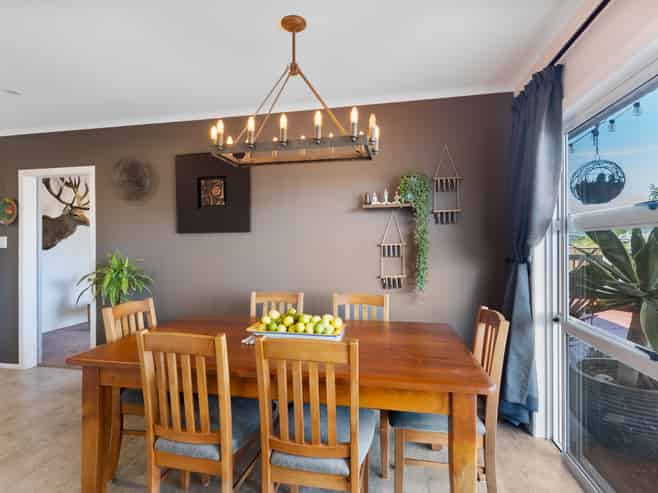 51 Toru Road, Paraparaumu Beach