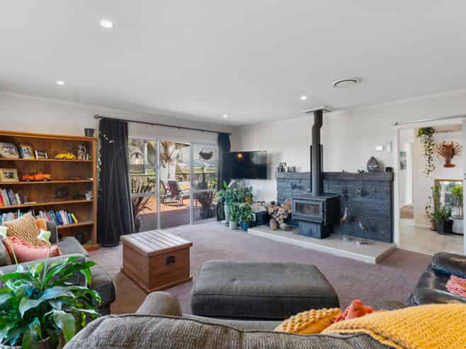 51 Toru Road, Paraparaumu Beach