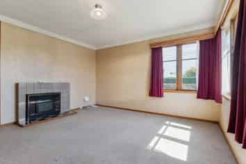 11 Strasbourge Street, Martinborough