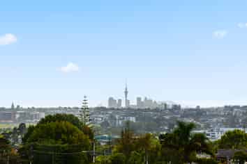 8/144 Titirangi Road, New Lynn