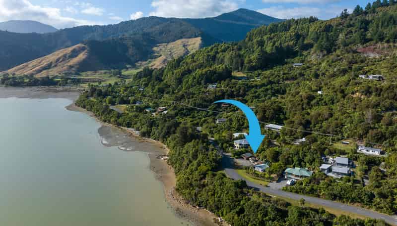 758 Queen Charlotte Drive, Anakiwa and Surrounds