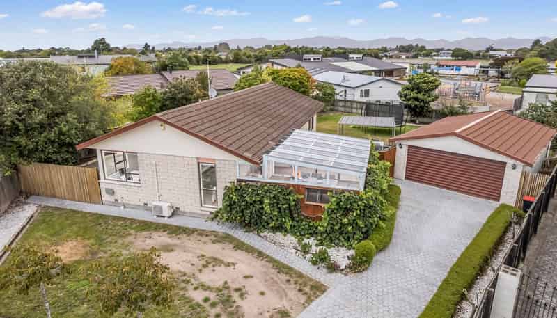 17 Jacaranda Place, Parklands