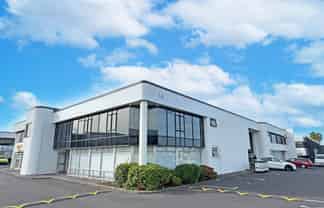 EXTREME EXPOSURE INDUSTRIAL UNIT
