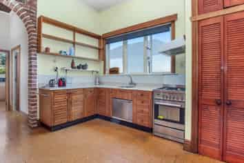 18 Dunstan Street, OTAKI