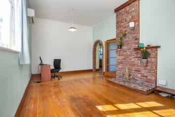 18 Dunstan Street, OTAKI