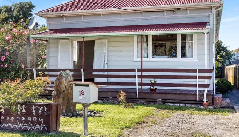 18 Dunstan Street, Otaki
