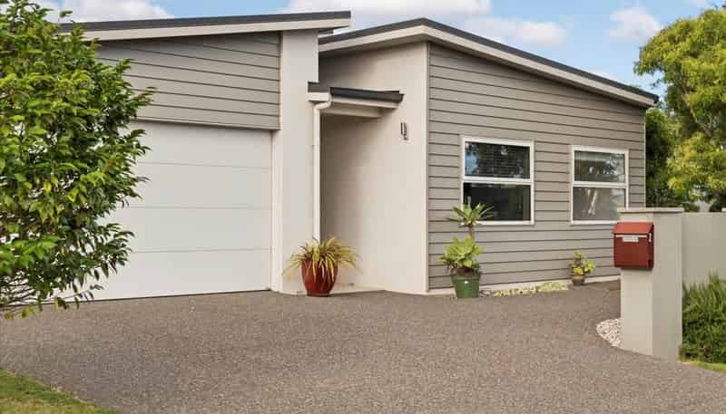 2 Ella Place, Papamoa