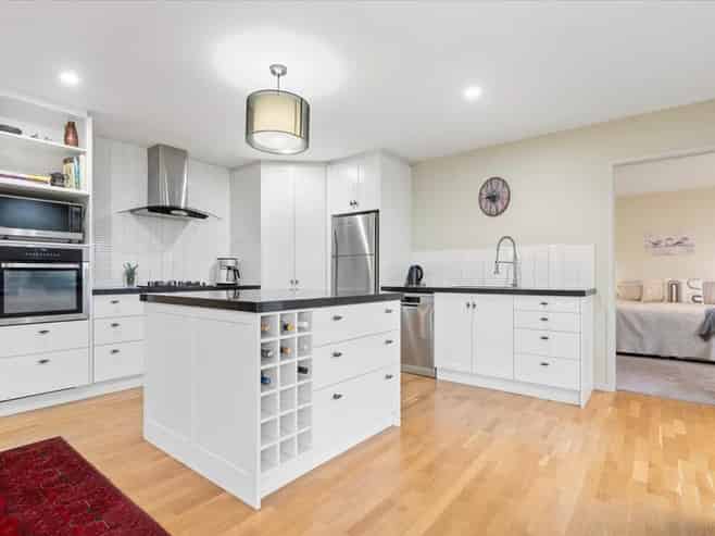 2 Ella Place, Papamoa