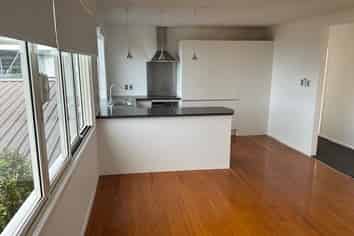 2/26 Otakau Road, Milford