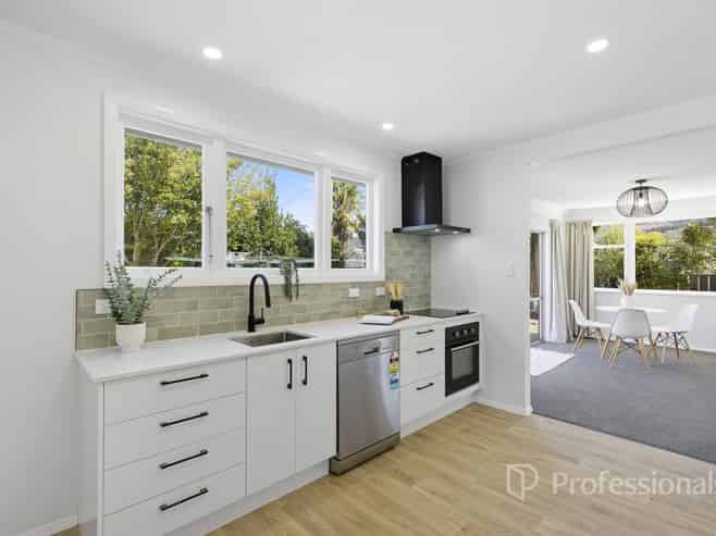 4 Hood Avenue, Heretaunga