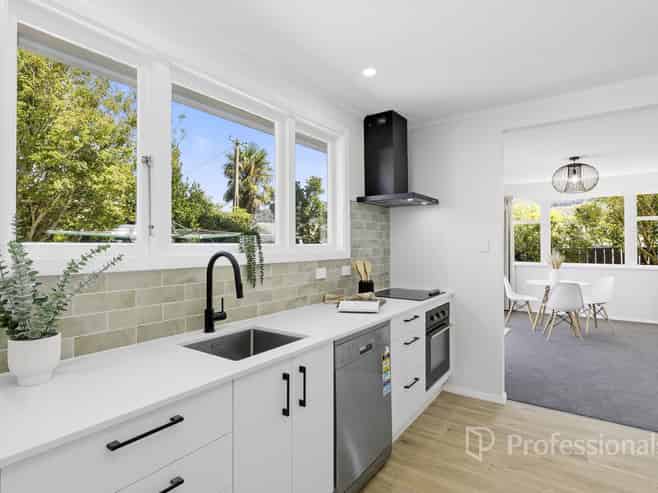 4 Hood Avenue, Heretaunga