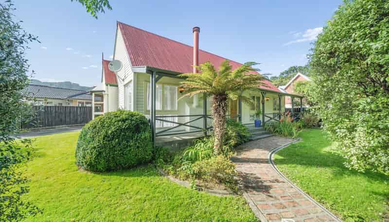 3 McEnroe Grove, Naenae