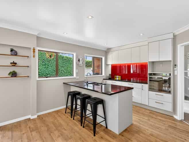 11 Muritai Crescent, Havelock North