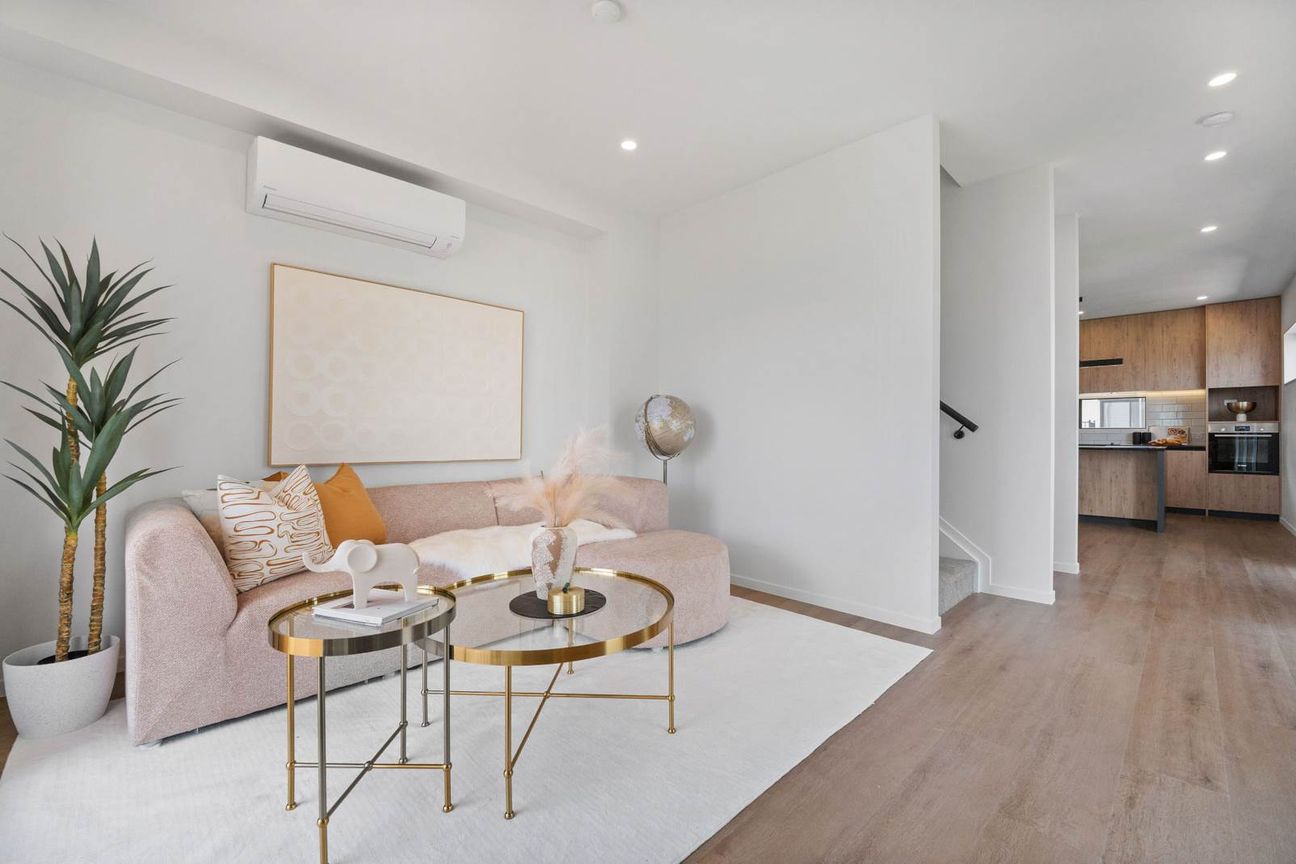 Apartment in Auckland, Coast Garden, Hobsonville - More