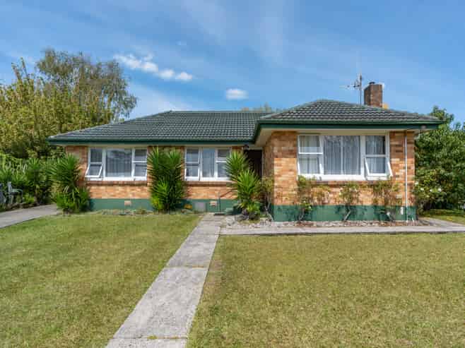 81 Pine Avenue, Melville